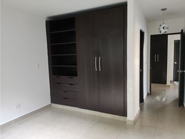VENTA  APARTAMENTO EMBASSY VILLAGE