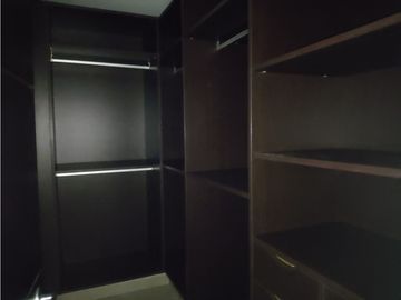 VENTA  APARTAMENTO EMBASSY VILLAGE