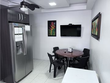 VILLA LUCRE / PH ALTOS DE SAN RAFAEL /  REMODELADA / 290M2