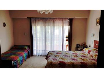 Gesell - Venta Dúplex tipo Casa 3 amb - Amplio Garage - Zona Centro