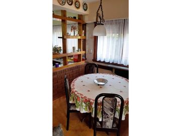 Gesell - Venta Dúplex tipo Casa 3 amb - Amplio Garage - Zona Centro