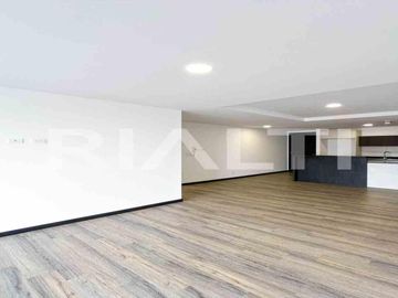 En venta exclusivo departamento nuevo con balcón, sector Ponceano.
