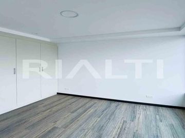 En venta exclusivo departamento nuevo, crédito BIESS, sector Ponceano
