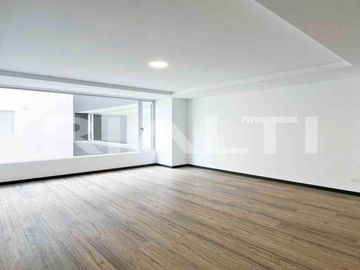 En venta exclusivo departamento nuevo, crédito BIESS, sector Ponceano