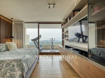 Departamento duplex con vista despejada, San Carlos de Apoquindo
