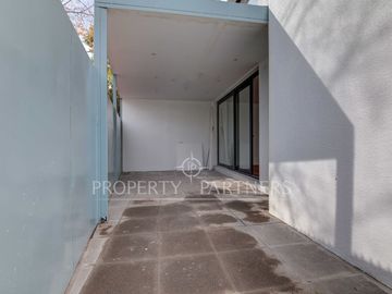 Amplia casa 3D/3B/2E recién remodelada