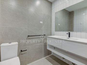 Amplia casa 3D/3B/2E recién remodelada