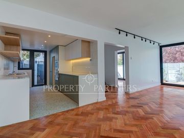 Amplia casa 3D/3B/2E recién remodelada