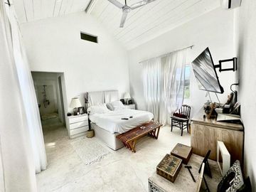 CASA ELVIA