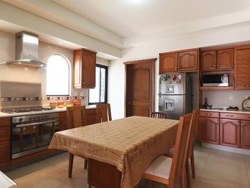 Se vende casa en Morelia, Fracc. Bosques de la Huerta