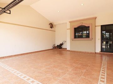 Se vende casa en Morelia, Fracc. Bosques de la Huerta