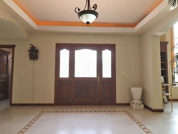Se vende casa en Morelia, Fracc. Bosques de la Huerta