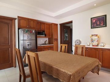 Se vende casa en Morelia, Fracc. Bosques de la Huerta