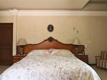 Se vende casa en Morelia, Fracc. Bosques de la Huerta