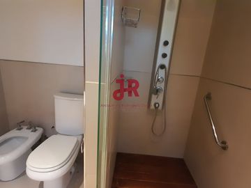 CODIGO 657 - PINAMAR - CASA EN VENTA - ZONA NORTE -  FRONTERA - 6 HABITACIONES