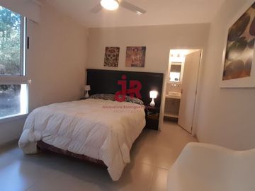 CODIGO 657 - PINAMAR - CASA EN VENTA - ZONA NORTE -  FRONTERA - 6 HABITACIONES