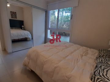 CODIGO 657 - PINAMAR - CASA EN VENTA - ZONA NORTE -  FRONTERA - 6 HABITACIONES