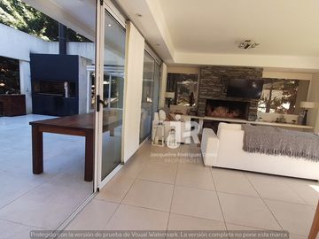 CODIGO 657 - PINAMAR - CASA EN VENTA - ZONA NORTE -  FRONTERA - 6 HABITACIONES