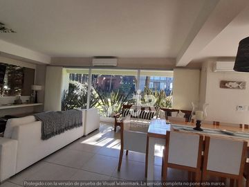 CODIGO 657 - PINAMAR - CASA EN VENTA - ZONA NORTE -  FRONTERA - 6 HABITACIONES
