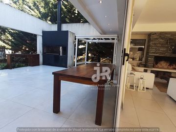 CODIGO 657 - PINAMAR - CASA EN VENTA - ZONA NORTE -  FRONTERA - 6 HABITACIONES