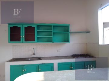 Terreno Playa Punta Negra 300m2 - ESQUINA- Parámetros para 5 pisos