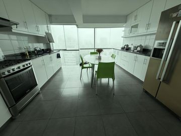 Vendo - Departamento Malecón de la Marina - Frente al Mar
