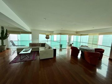 Vendo - Departamento Malecón de la Marina - Frente al Mar