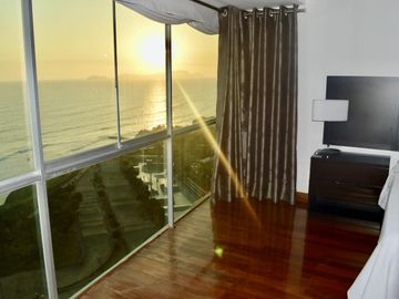 Vendo - Departamento Malecón de la Marina - Frente al Mar