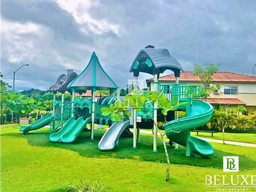 VENDO CASA  EN WOODLANDS- PANAM PACFICO (9)