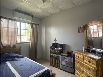 Venta: Hermosa y espaciosa casa con dos lotes en Penonomé