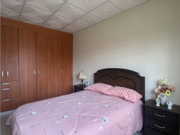 Venta: Hermosa y espaciosa casa con dos lotes en Penonomé