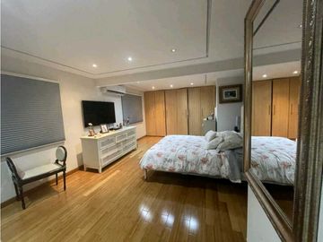 VENTA DE CASA EN CLAYTON 672M2