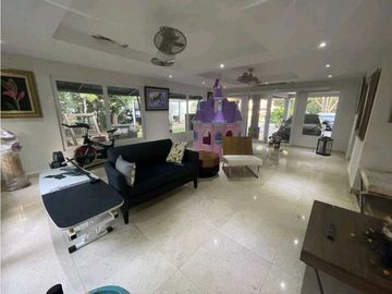 VENTA DE CASA EN CLAYTON 672M2
