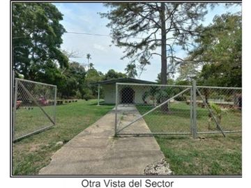 VENDO CASA EN ANTON PROV DE COCLE  SECTOR DE GUABAS ABAJO