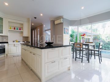 Prukpirom regent sukhumvit