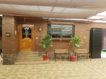 Casa en venta con uso de suelo en Casa Blanca Metepec Estado de México