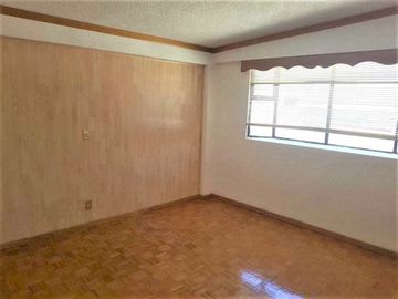 Casa en venta con uso de suelo en Casa Blanca Metepec Estado de México