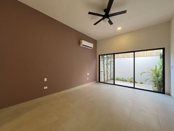 Casa de una planta con acabados rústicos de lujo