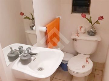 Casa en Venta en Metro Los Presidentes. Francisco Otta con AV. Consistorial