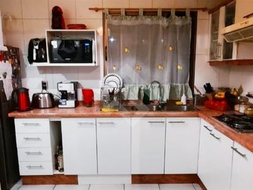 Casa en Venta en Metro Los Presidentes. Francisco Otta con AV. Consistorial