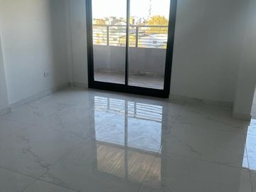 3 Y 2 AMB A ESTRENAR A METROS DE AV JUAN B ALBERDI , SUM , SOLARIUM , MUYYY AMPLIOS Y LUMINOSOS