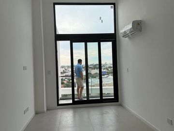 3 AMBIENTES , EDIFICIO CON SALON USOS MULTIPLES , PISCINA , PARRILLA