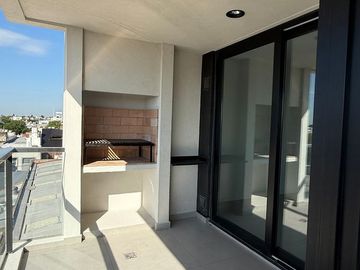 3 AMBIENTES , EDIFICIO CON SALON USOS MULTIPLES , PISCINA , PARRILLA