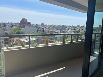 3 AMBIENTES , EDIFICIO CON SALON USOS MULTIPLES , PISCINA , PARRILLA