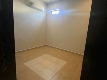 Casa en Venta Villa Luis Residencial, San Nicolas de los Garza