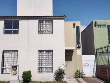 CASA EN VENTA EN FRACCIONAMIENTO PASEOS DE LA PLATA,SAN ANTONIO EL DESMONTE,PACHUCA,HGO.