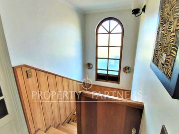 Estupenda y cómoda casa en tranquilo sector residencial, (SIN comisión) Colegios Sek, Alemán, San Pedro Nolasco.