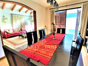 Estupenda y cómoda casa en tranquilo sector residencial, (SIN comisión) Colegios Sek, Alemán, San Pedro Nolasco.
