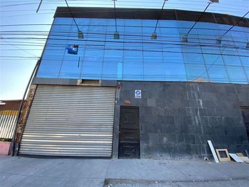 Oficina en Venta en José Pérez Cotapos