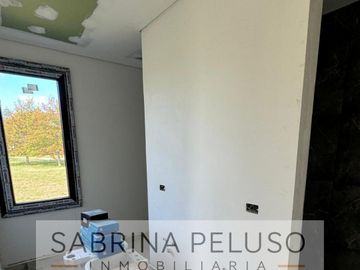 VENTA Casa en  Club de Campo La Elina, Comarcas de Lujan